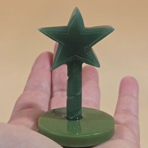 Beautiful Genuine Natural Hand-Carved Green Aventurine Gemstone Star On Display